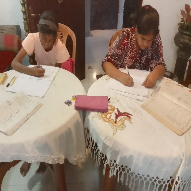 ENGLISH LANGUAGE  SMALL GROUP CLASSES